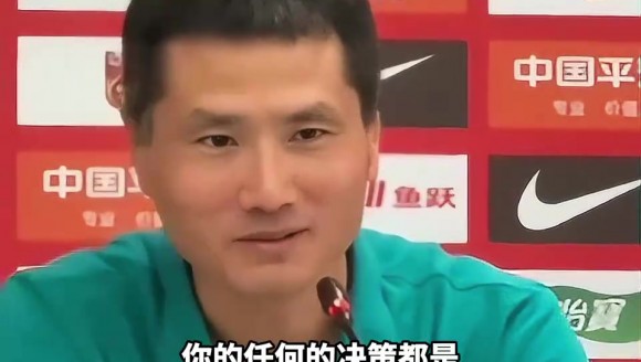 邵佳一上轮：今天4后卫队员踢的很好，5后卫我们可能会很被动！
